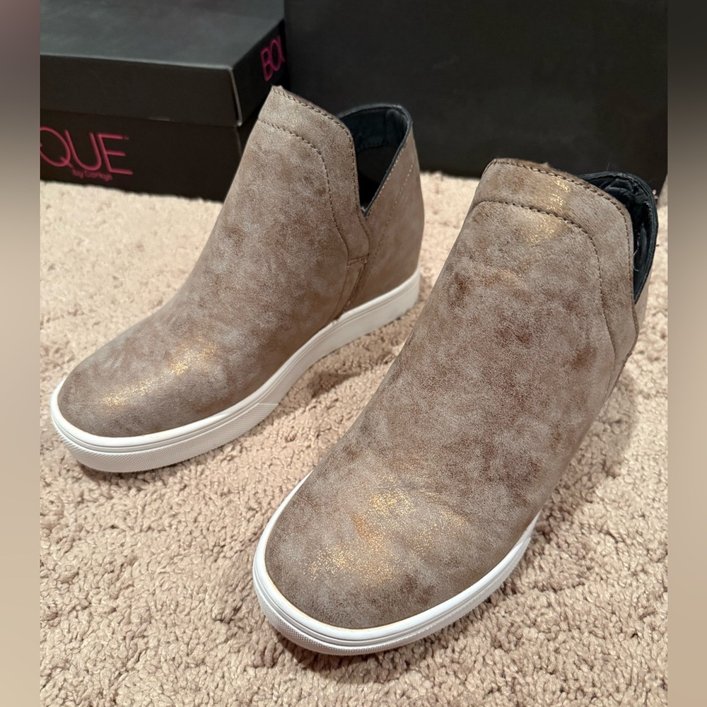 Corkys Tan Wedge Sneakers